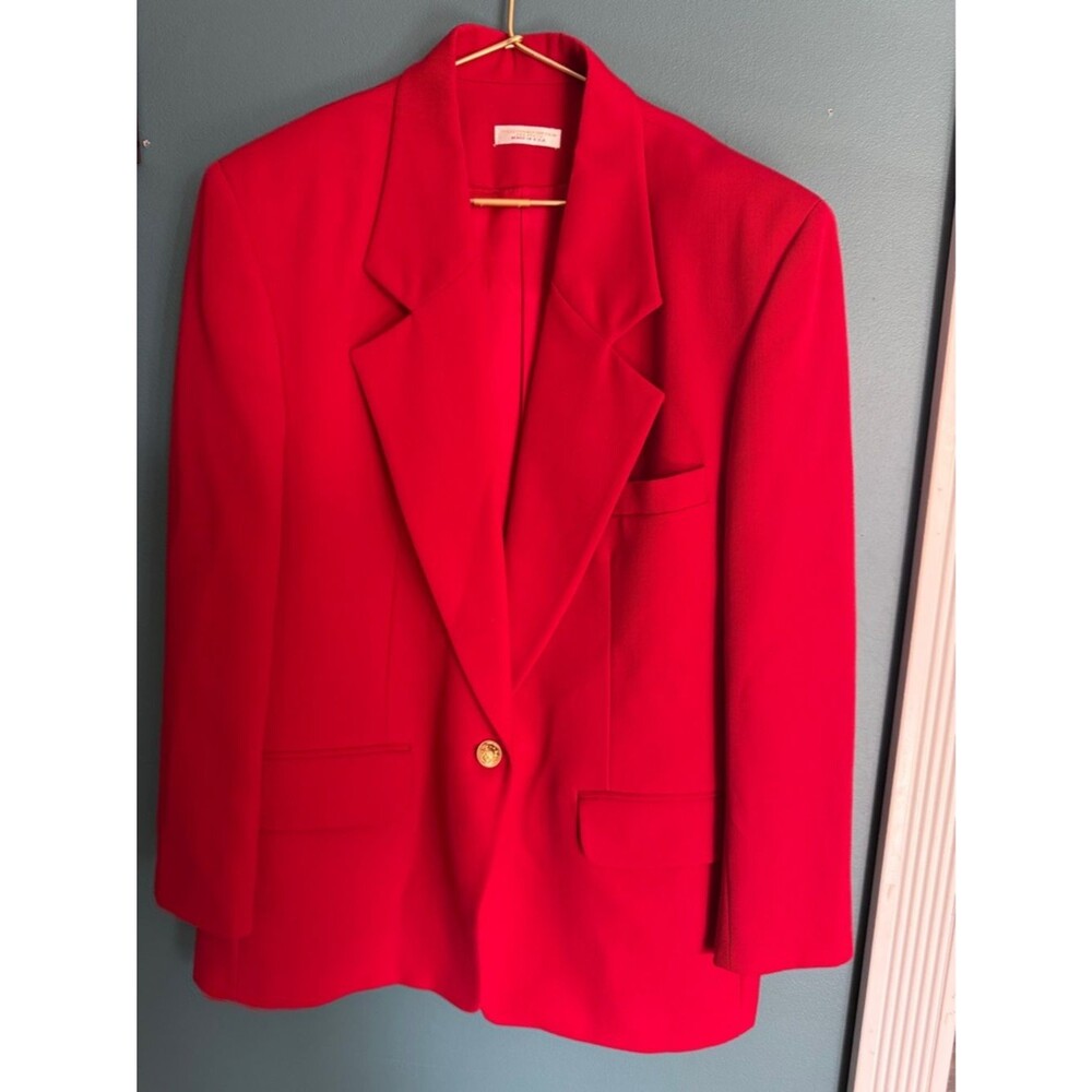 Bowdon Women's Red Single-Button Blazer with Gold Accent